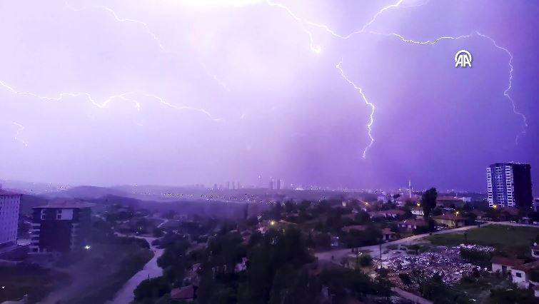 Ankara’da gece gündüze döndü 4